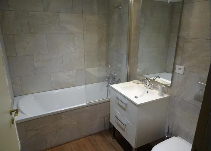 Saint Julien בית נופש *